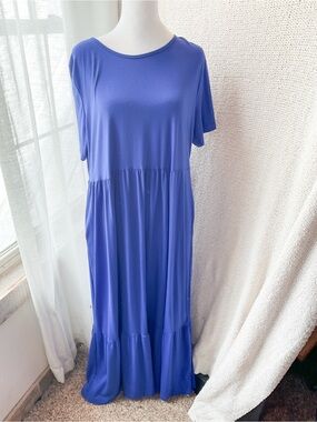 Blue Short-Sleeve Maxi Dress